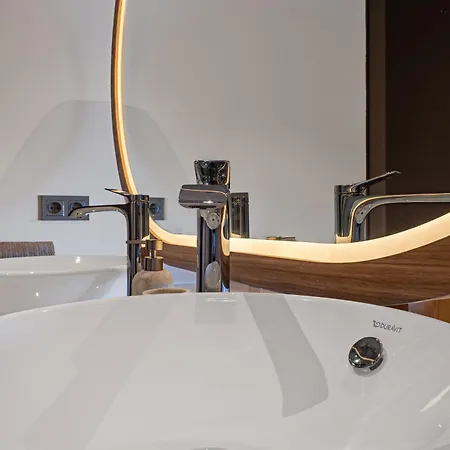 Luxury And Extraordinary In El Higueron *