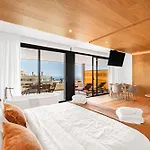 Luxury And Extraordinary In El Higueron Daire