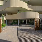 Luxury And Extraordinary In El Higueron Daire Fuengirola