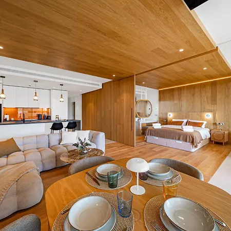 아파트 Luxury And Extraordinary In El Higueron