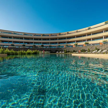 Luxury And Extraordinary In El Higueron Daire