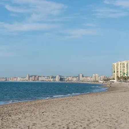 아파트 Luxury And Extraordinary In El Higueron *