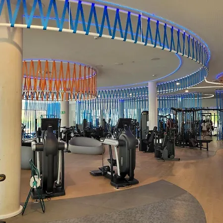 Luxury And Extraordinary In El Higueron 아파트 푸엔히롤라
