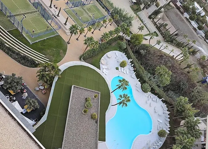 Luxury And Extraordinary In El Higueron Fuengirola