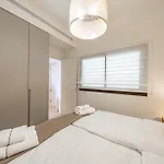 Luxury And Extraordinary In El Higueron 丰希罗拉