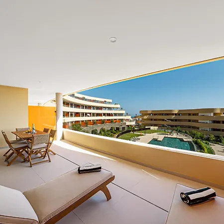 Luxury And Extraordinary In El Higueron 公寓